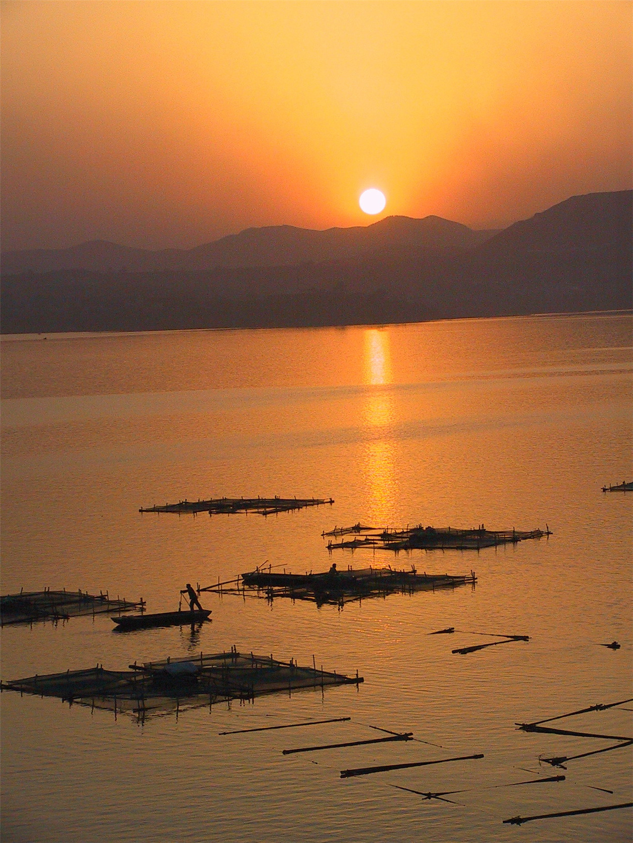 彰武南海水利风景区--余辉.jpg