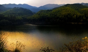 [原创]黄柏山天池风光